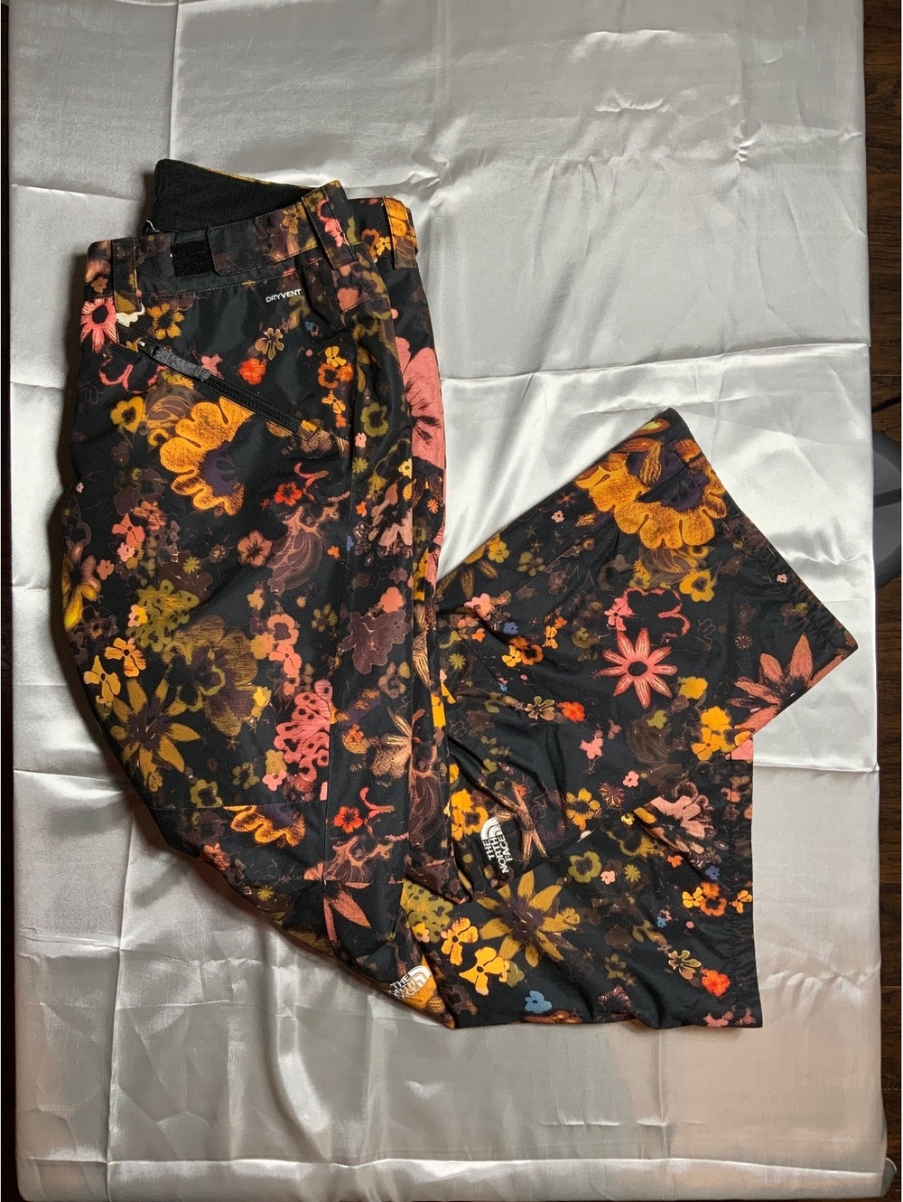 The North Face Women's Floral Aboutaday insulated Snow Pants XL